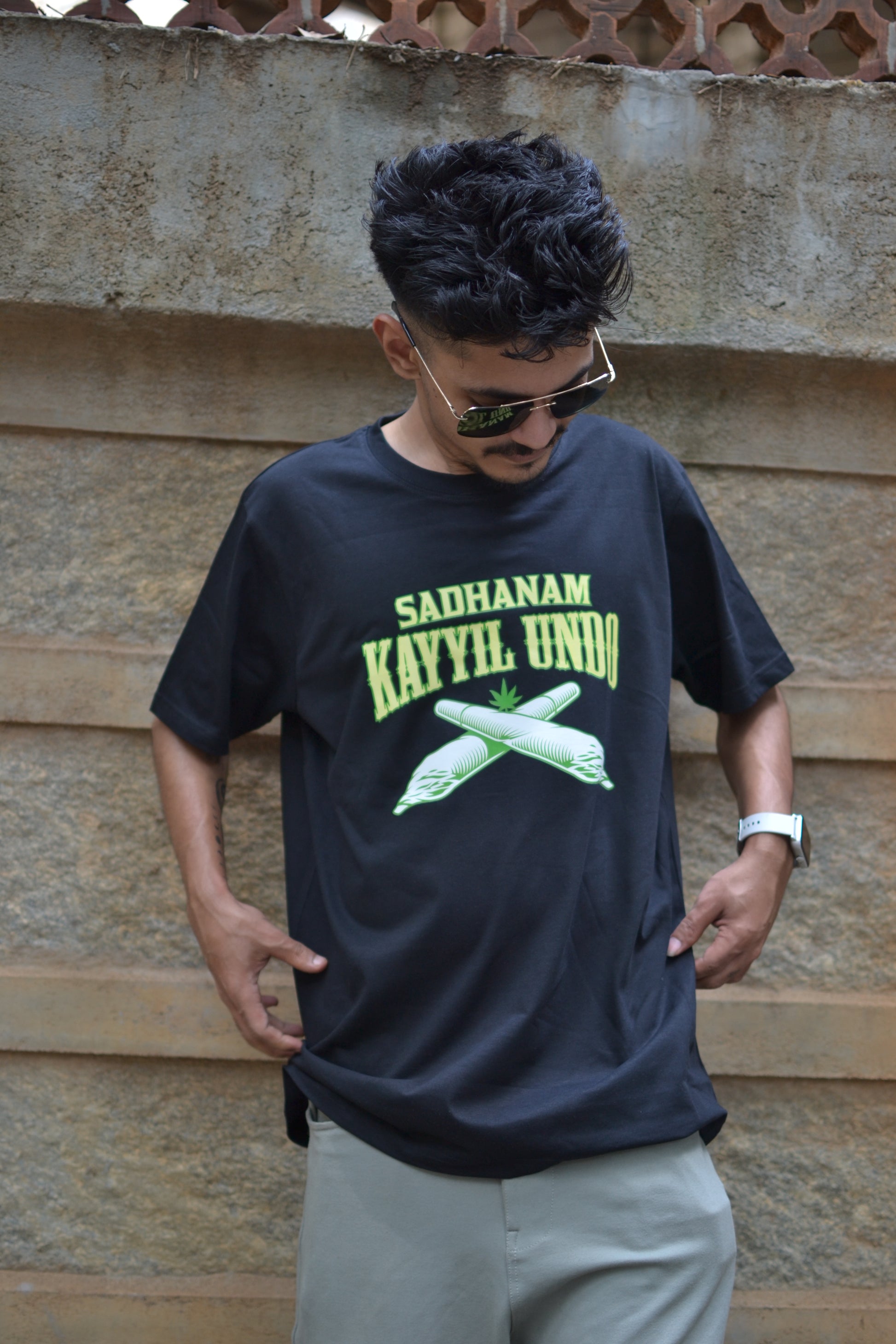 Sadhanam Kayyil Undo | CARBON COPY | Printed Unisex T-Shirt | Malayalam Dialogue I Black