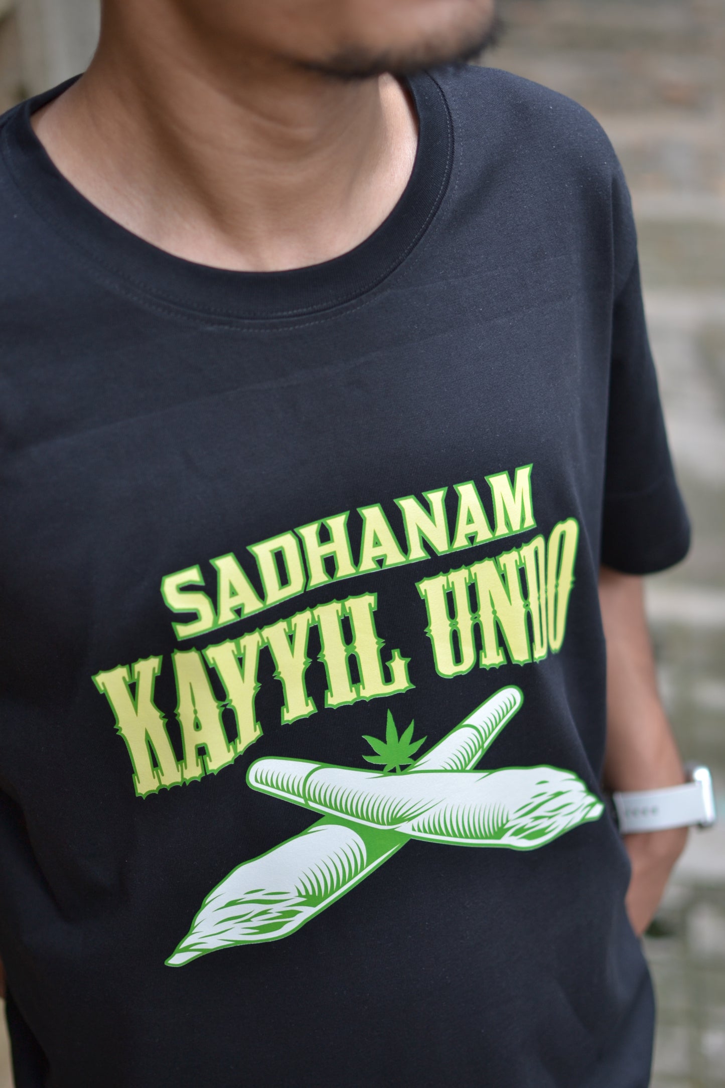 Sadhanam Kayyil Undo | CARBON COPY | Premium Unisex T-Shirt | Malayalam Dialogue t-shit